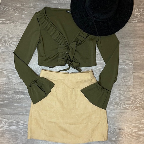 Tops - SHEIN Bundle Skirt & Top 🧸